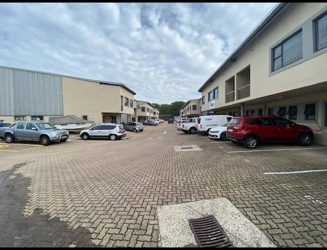 540M² WAREHOUSE TO LET IN BRIARDENE